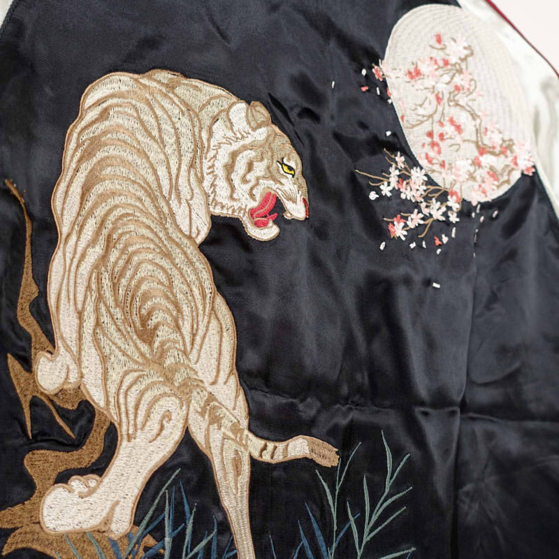 JSKJ-511 月に白虎刺繍スカジャン
